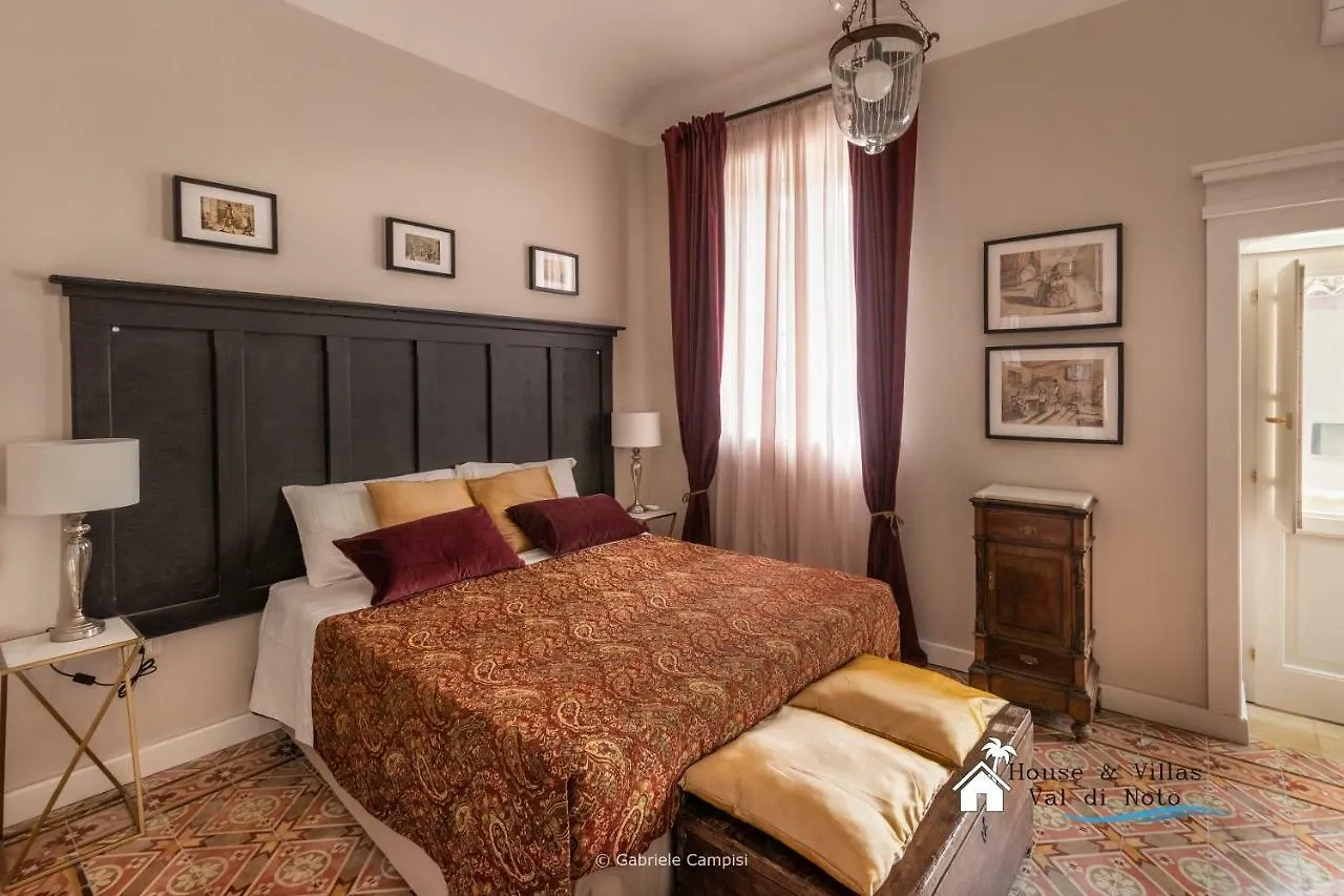 Bed and Breakfast Donna Maddalena Noto