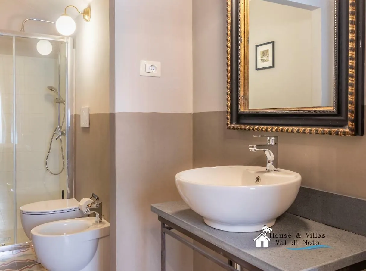 Bed and Breakfast Donna Maddalena Noto
